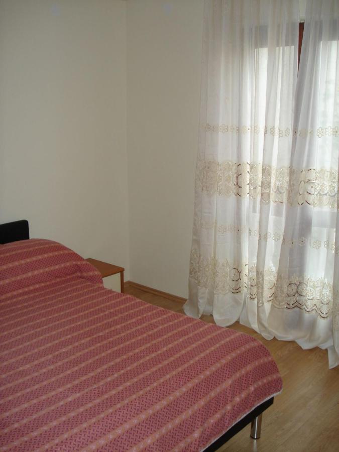 Apartments Villa Angela Krk Town Oda fotoğraf