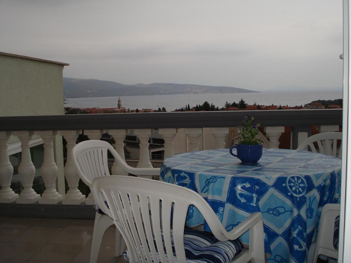Apartments Villa Angela Krk Town Oda fotoğraf